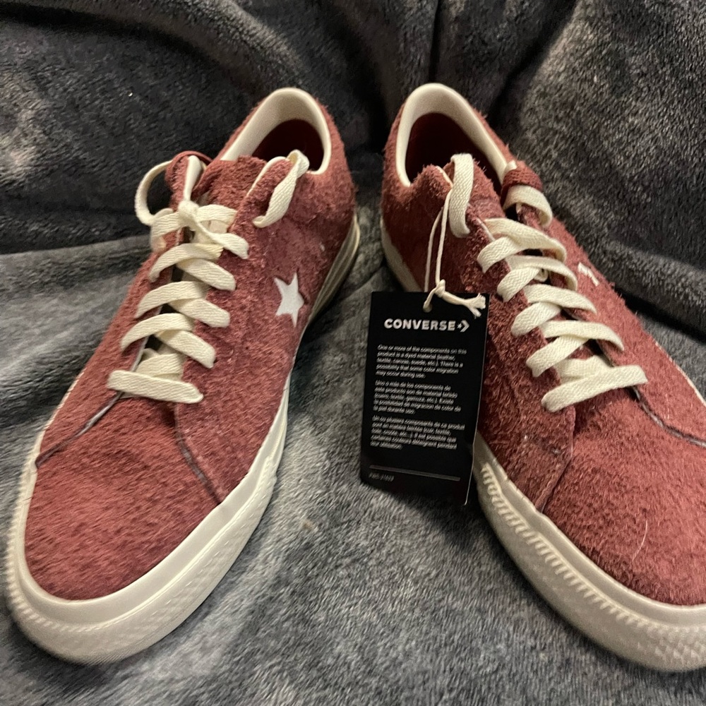 ONE STAR PRO LOW converse. Size 10 brand new